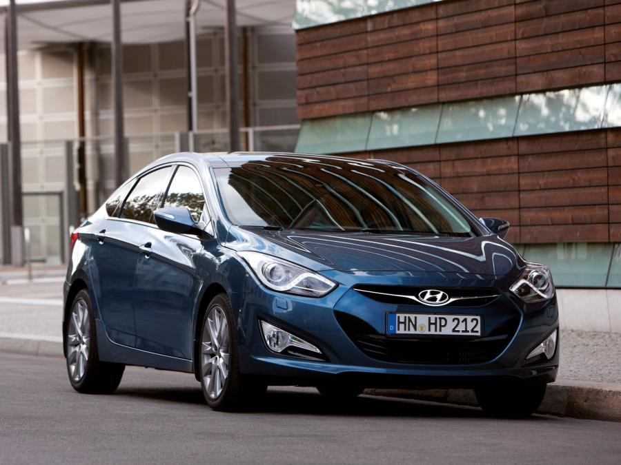  Hyundai i40 Sedan 2011 года  (фото 7 из 39)